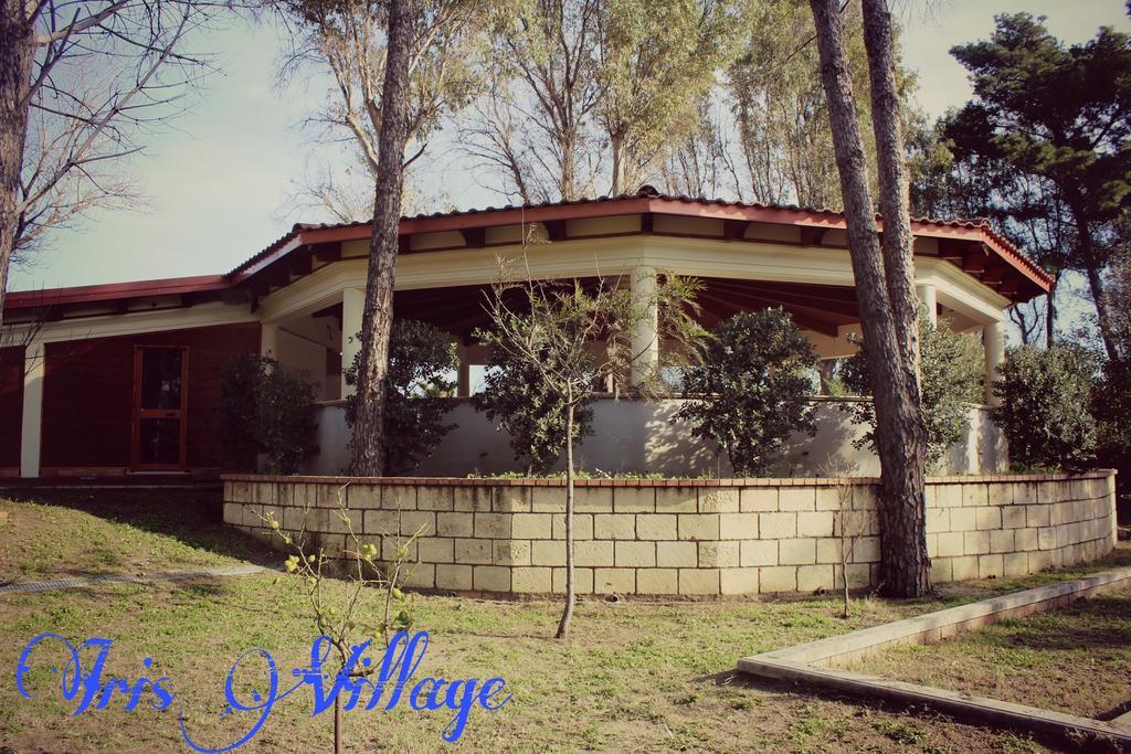 Iris Village San Sostene 外观 照片