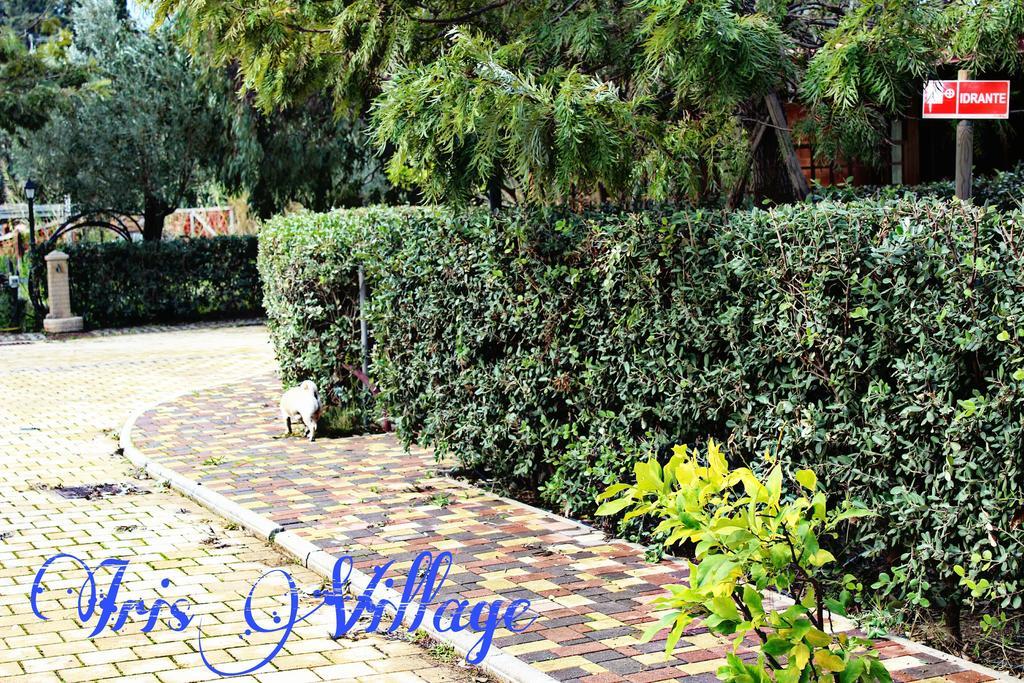 Iris Village San Sostene 外观 照片