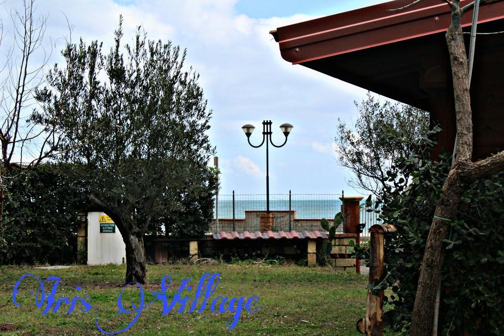 Iris Village San Sostene 外观 照片