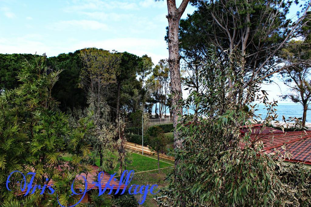 Iris Village San Sostene 外观 照片
