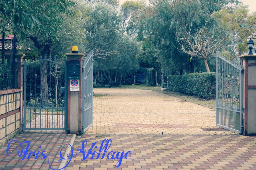 Iris Village San Sostene 外观 照片