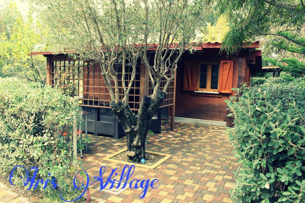 Iris Village San Sostene 外观 照片